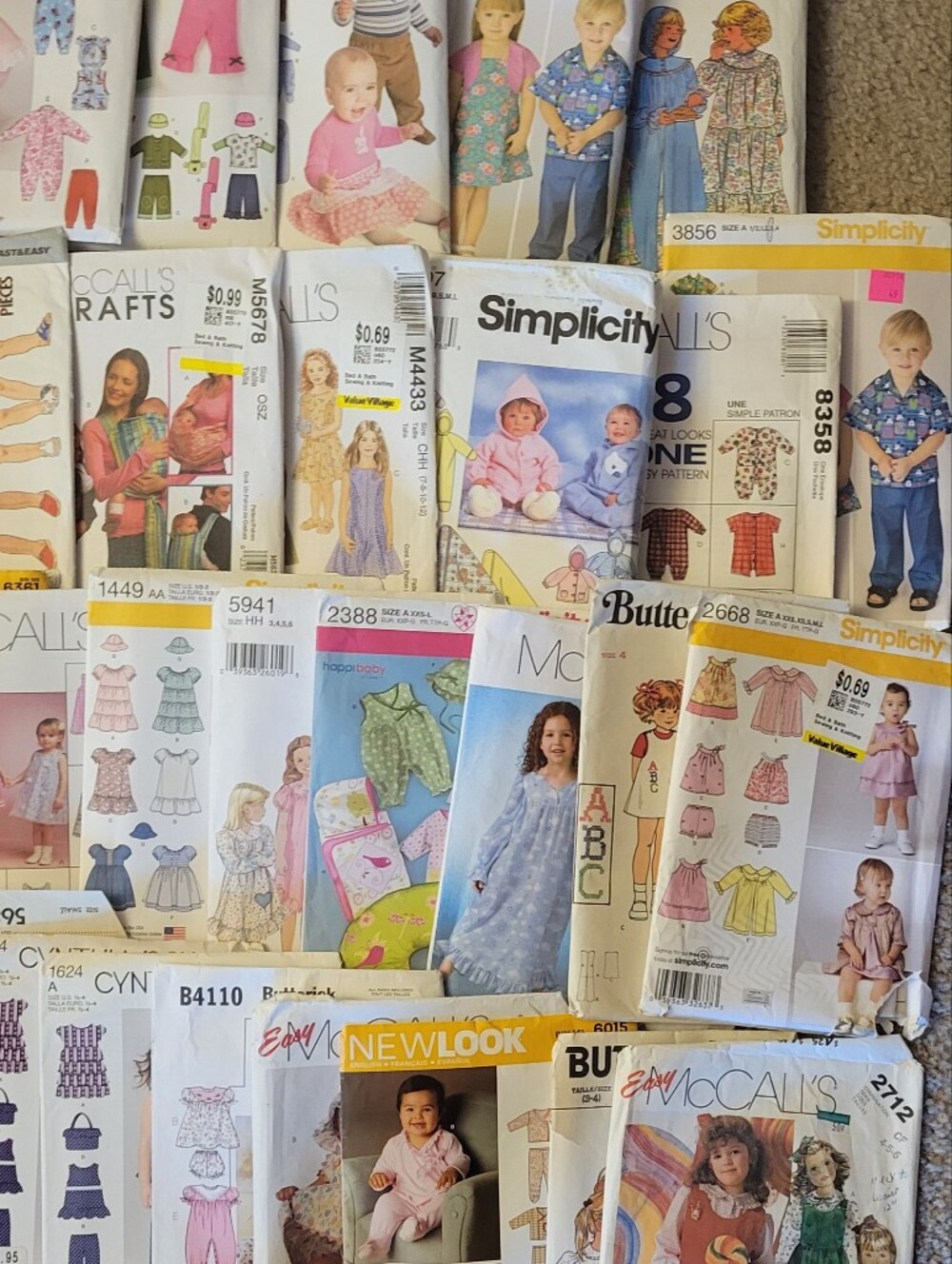 Lot of 64 Pc. Assorted Pattern Sewing For Babys And Toddlers - Picture 3 of 8